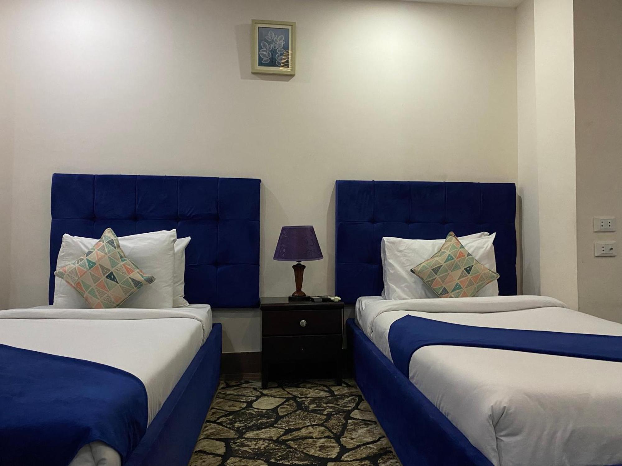 Golden Pyramids Inn Kafret el-Gabal Eksteriør bilde