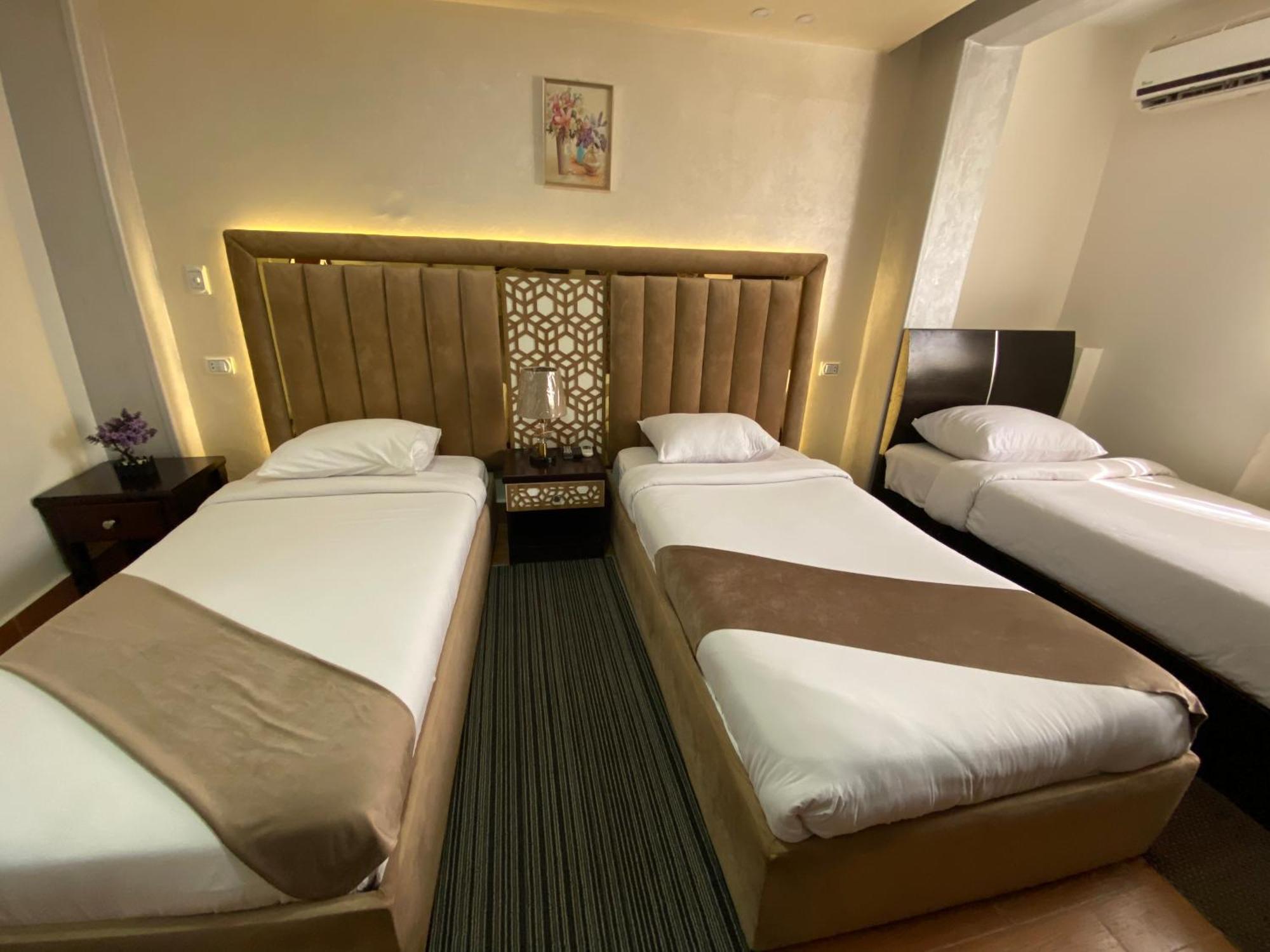 Golden Pyramids Inn Kafret el-Gabal Eksteriør bilde
